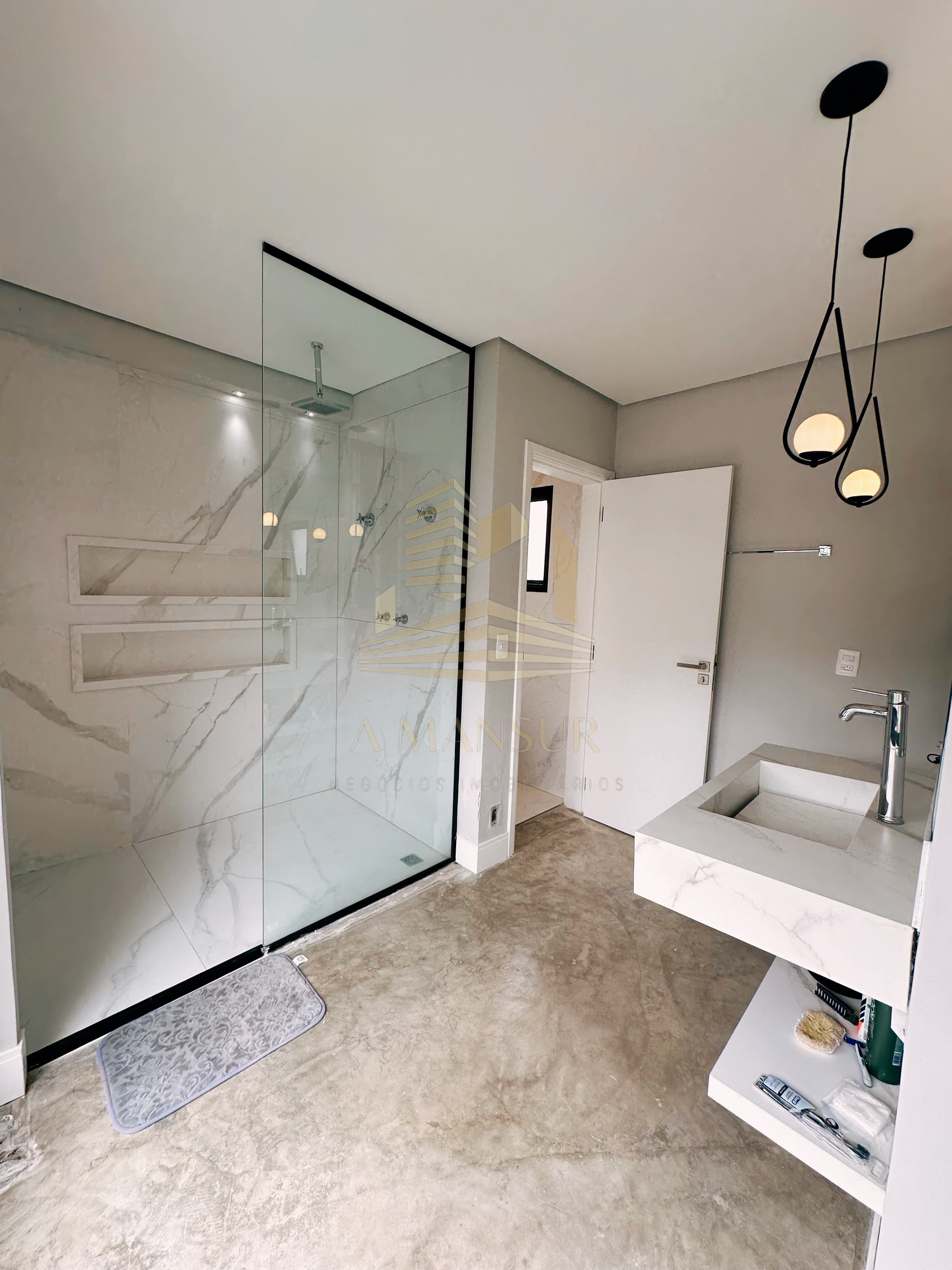 Sobrado com Jacuzzi - foto 4