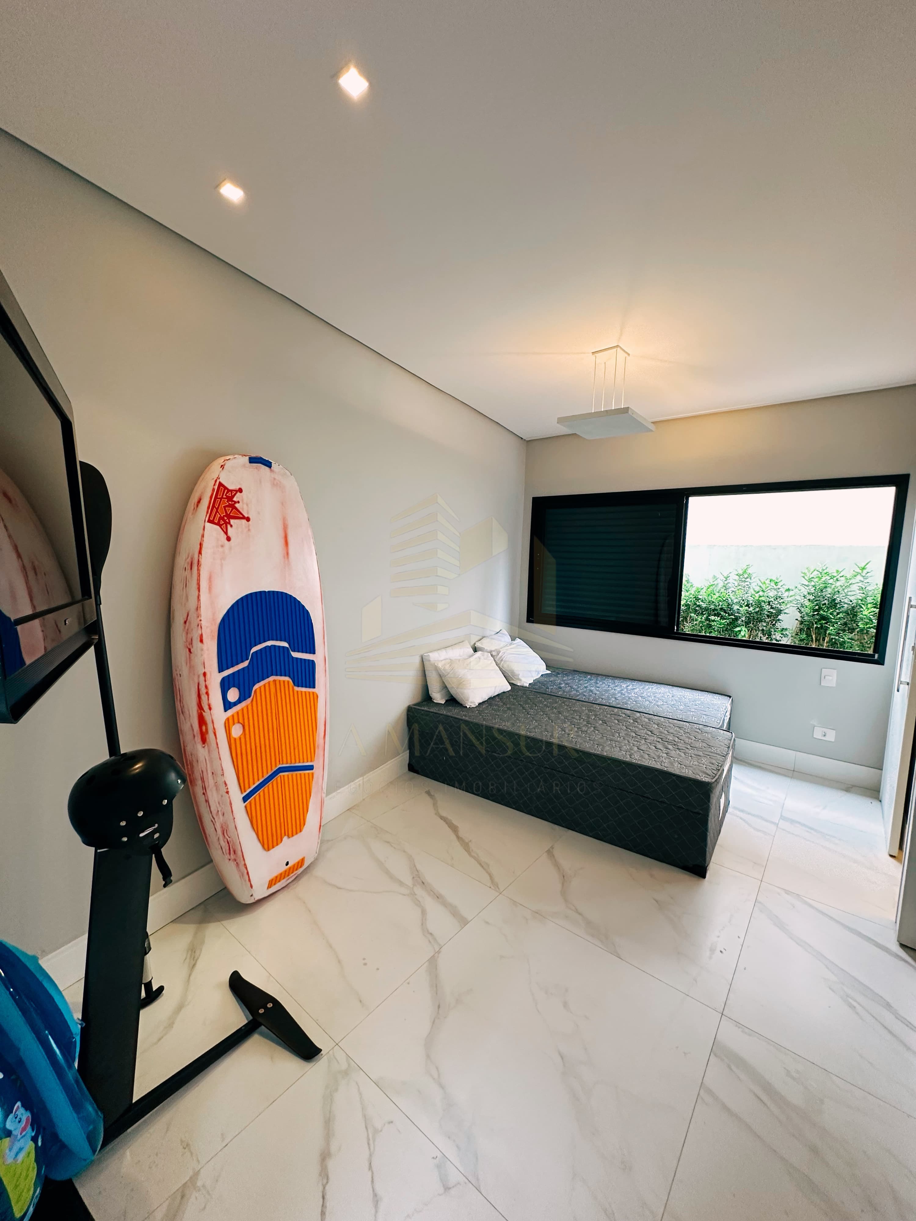 Sobrado com Jacuzzi - foto 14