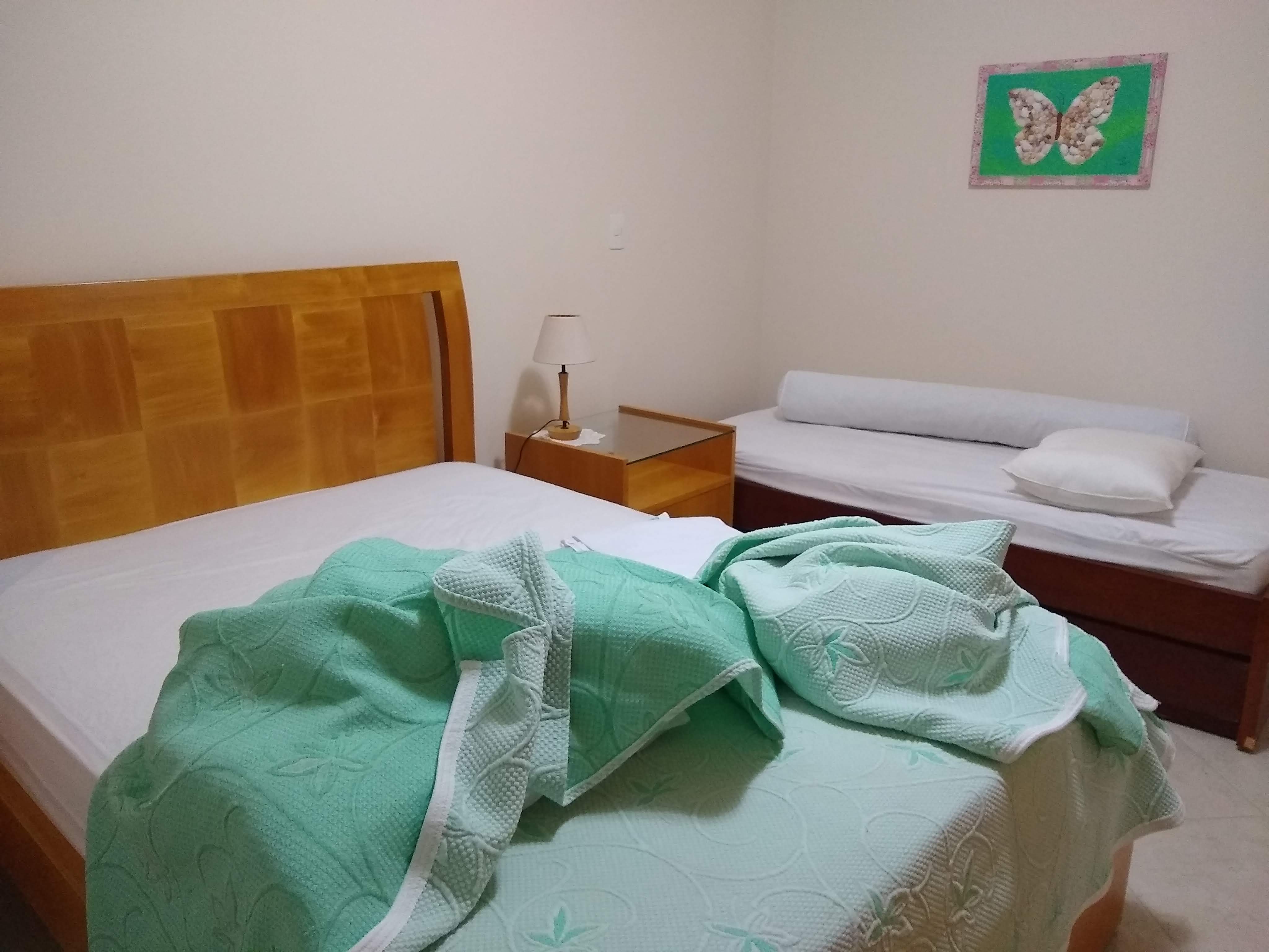 Sobrado com amplo gramado - foto 14