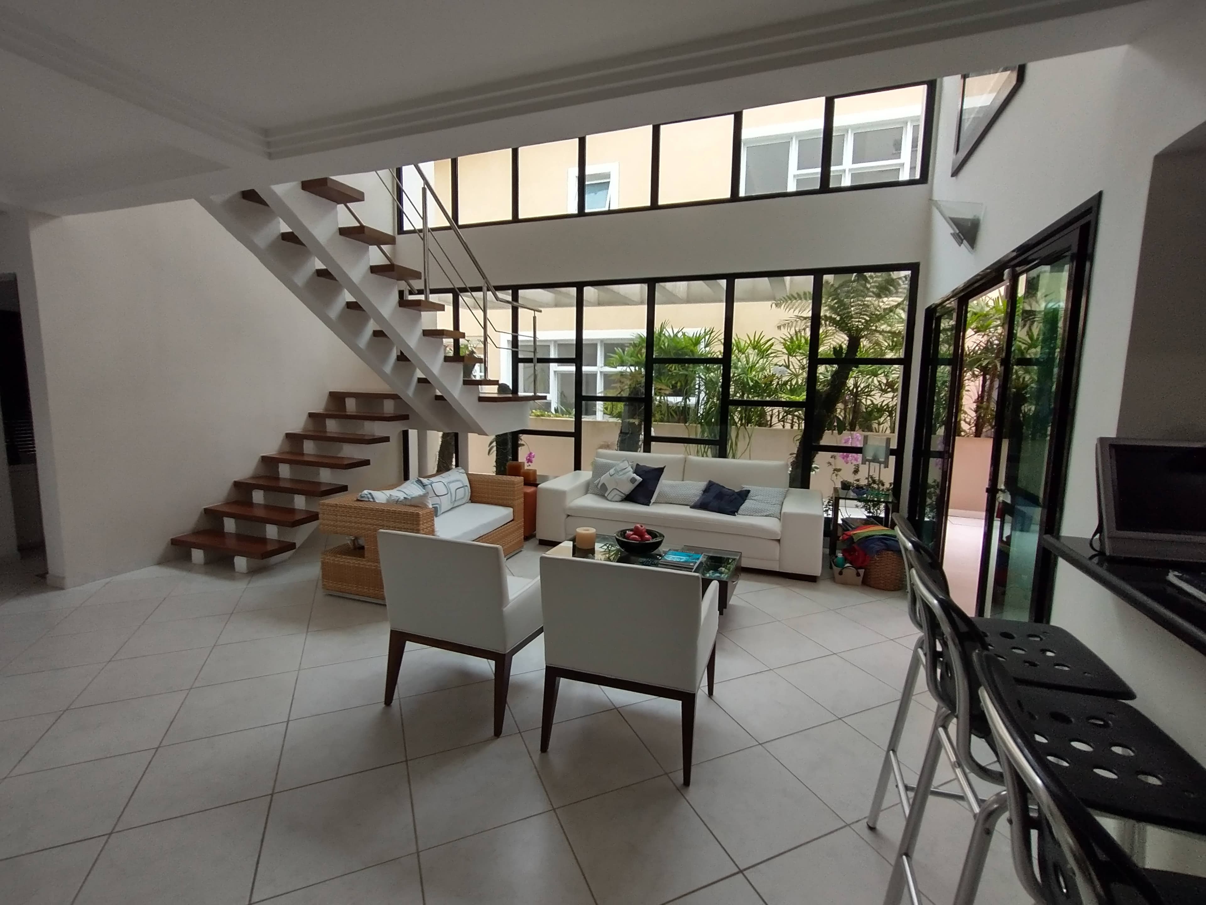 Sobrado para temporada com sala de poker - foto 1